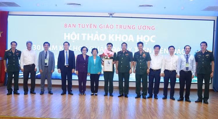dat-chung-nhan-dieu-tri-dot-quy-vang.jpg