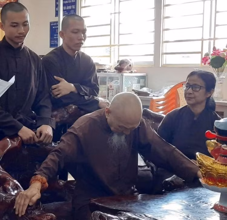 tinh-that-bong-lai.jpg