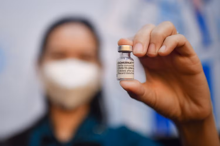 tiep tuc uu tien vaccine cho TP.HCM anh 1
