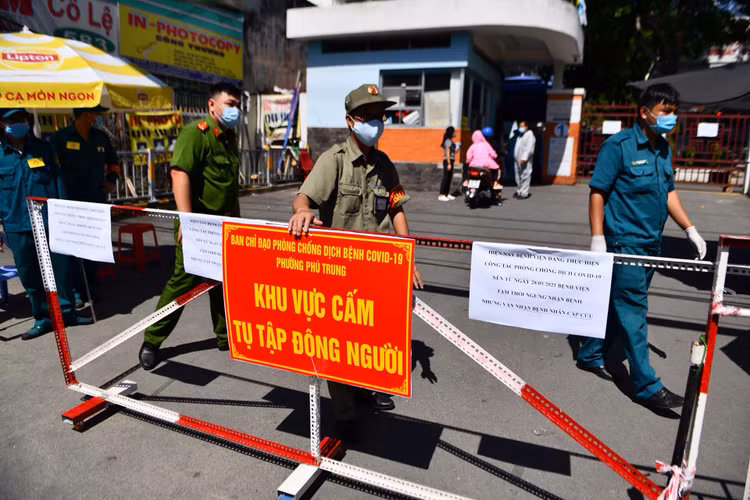chum ca benh Truyen giao Phuc hung anh 1