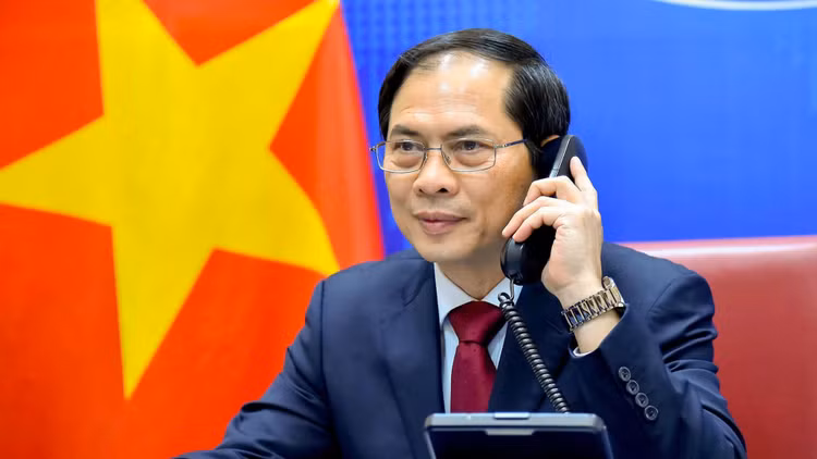 Bộ trưởng Ngoại giao Việt - Trung trao đổi thẳng thắn về vấn đề trên biển - 1