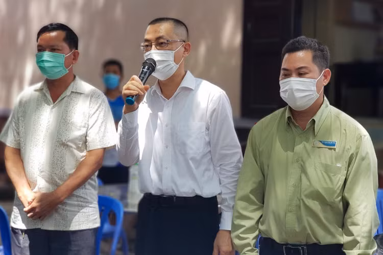 Benh vien Cho Ray Phnom Penh tai Campuchia anh 2