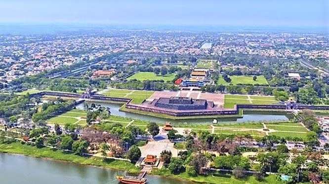 Bảo tồn và phát huy giá trị di sản cố đô Huế Bảo tồn và phát huy giá trị di sản cố đô Huế