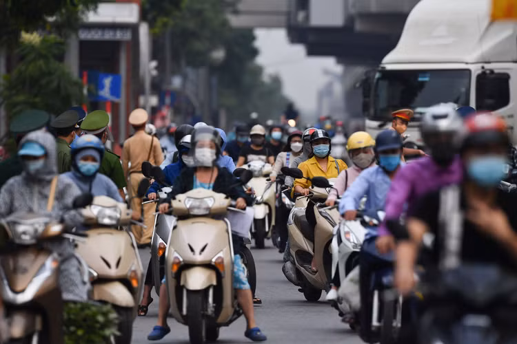 giao thong Ha Noi dong duc ngay dau tuan anh 5