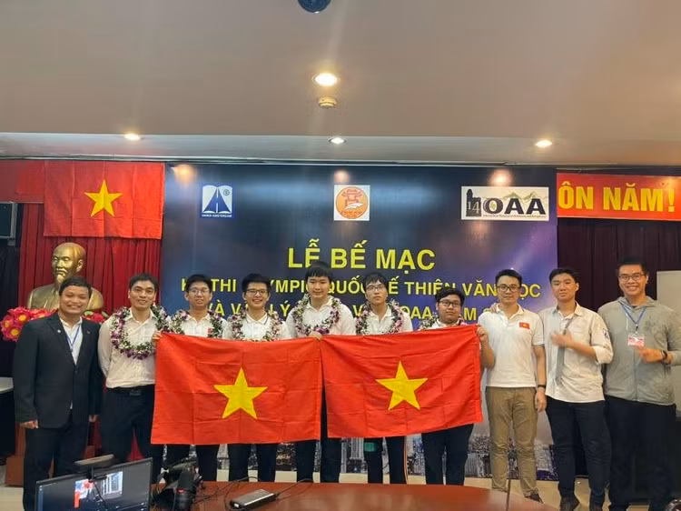 olympic-thien-van-hoc.jpg