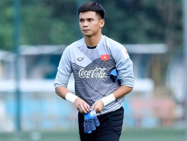 van-cuong-2.jpg