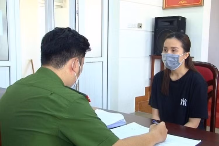 van-anh-c.jpg