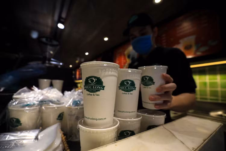 Chuoi cafe dau tien mo lai o TP.HCM anh 4