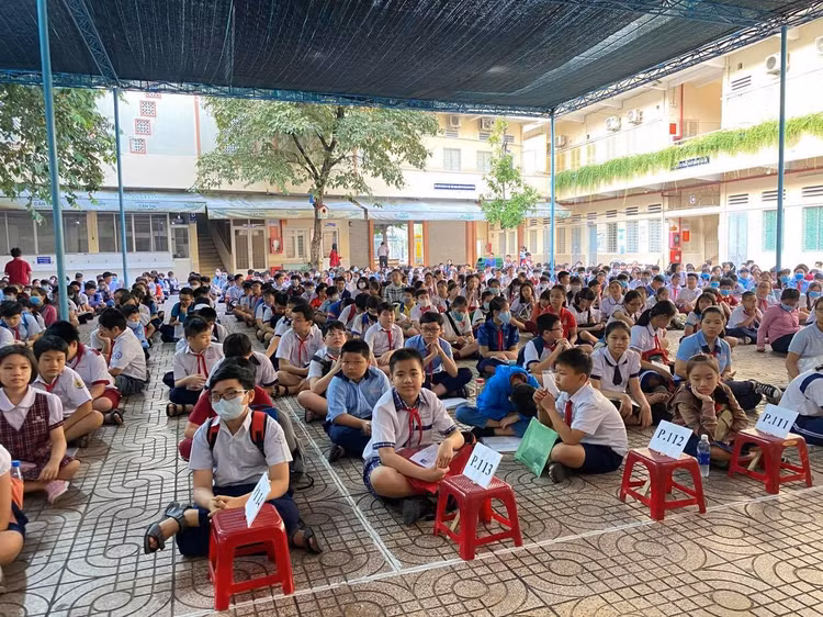 Học sinh tham dự kỳ khảo sát vào lớp 6 Trường THPT chuyên Trần Đại Nghĩa năm 2020 /// B.THANH