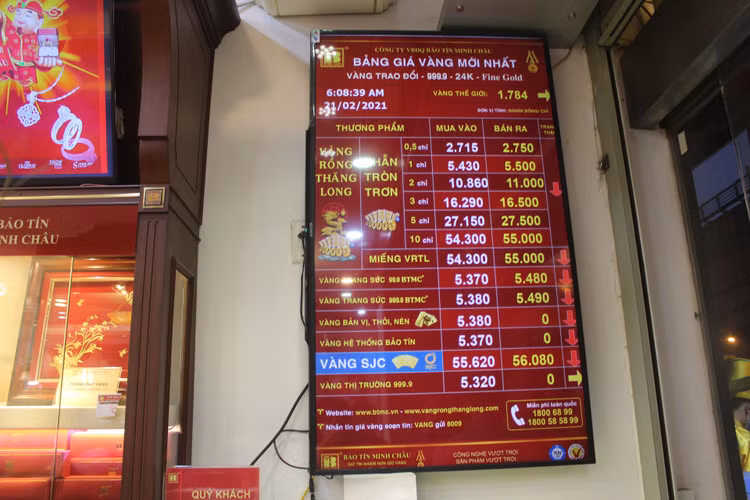 Cảnh tượng lạ lùng ngày vía Thần tài: Nơi đông đúc, chỗ vắng hoe - 7