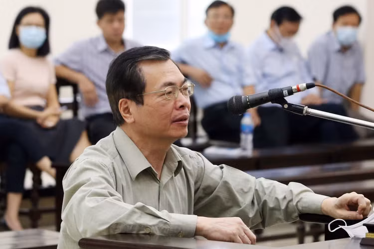 khai tru Dang ong Vu Huy Hoang anh 1