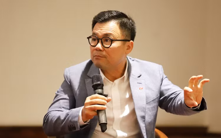 Lanh dao SSI mua 1/3 luong co phieu gia re moi phat hanh anh 1
