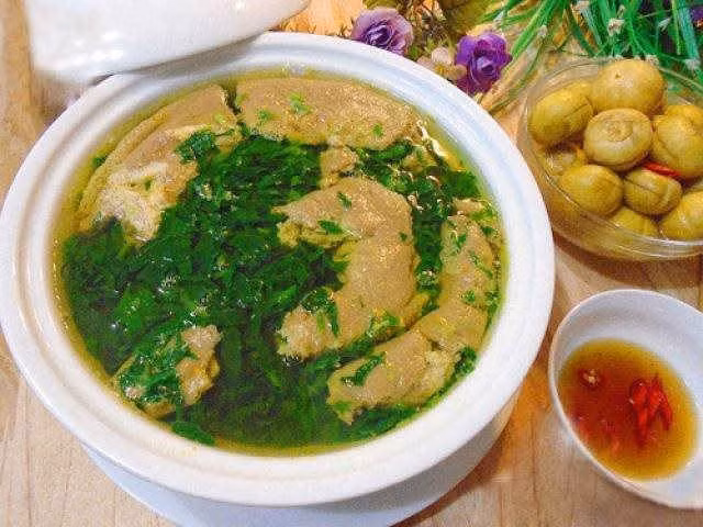 Canh cua thanh nhiệt bồi bổ sức khỏe.
