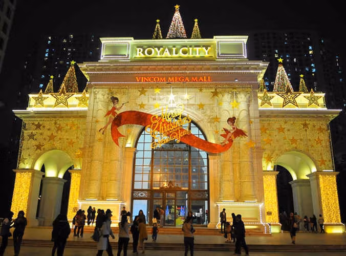 /Uploaded/khds.1cdn.vn/2018/09/16/5-dia-diem-don-giang-sinh-cuc-lang-man-o-ha-noi-11.jpg
