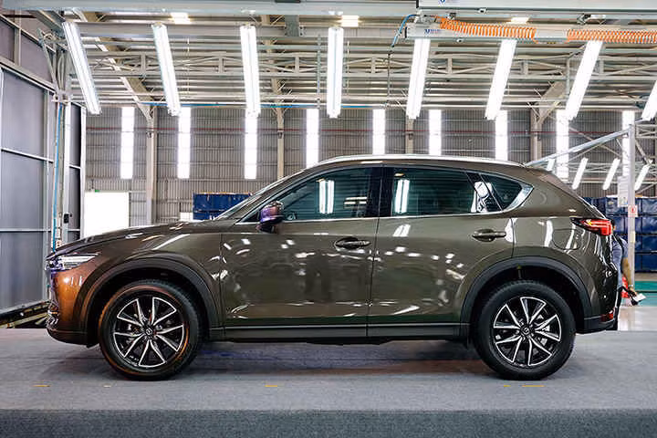/Uploaded/khds.1cdn.vn/2018/09/16/mazda-cx-5-moi-da-trinh-lang-gia-tu-879-trieu-dong-5.jpg