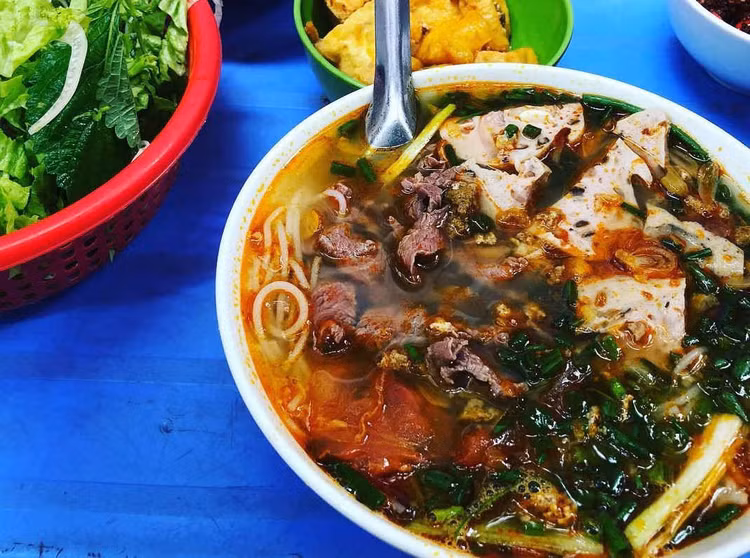 Am thuc thu Ha Noi lam say long thuc khach hinh anh 11