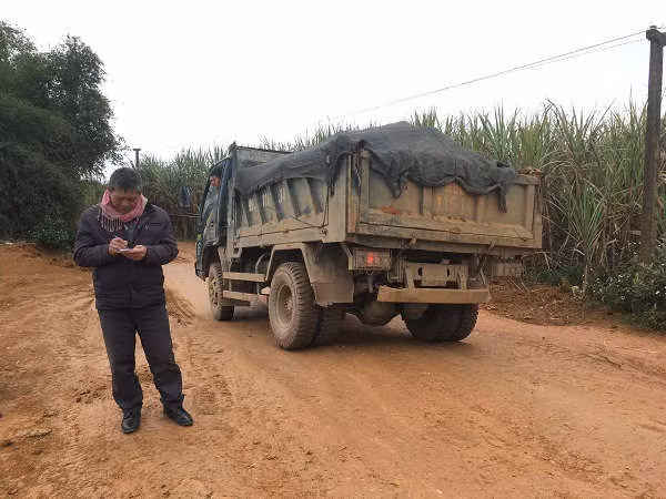 Đất được chở đi bán ở nhiều nơi