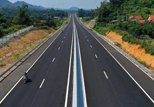 Cao tốc Bắc Giang - Lạng Sơn sắp thông xe do nhà đầu tư trong nước đầu tư. Ảnh: Giang Huy.&nbsp;