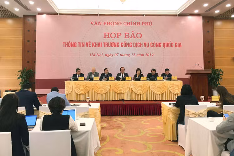 Họp báo giới thiệu Cổng Dịch vụ công quốc gia