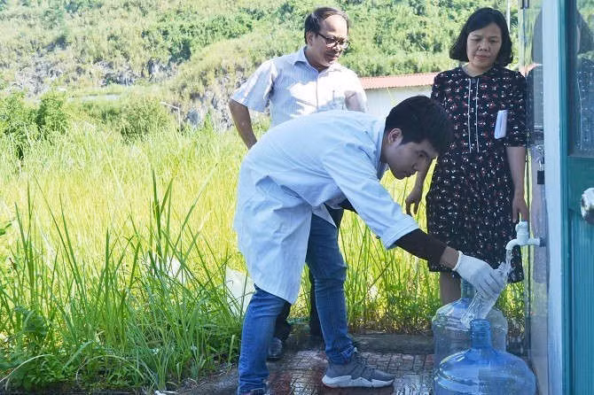 Nước sông Đà đạt chuẩn, Hà Nội yêu cầu thau rửa toàn bộ bể ngầm