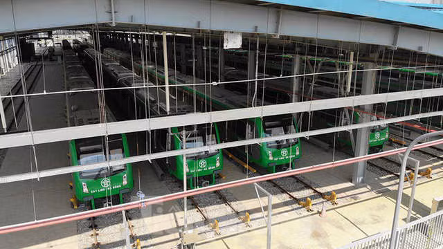 Cận cảnh đường sắt xây dựng hơn một thập kỷ, đội vốn hơn 18 nghìn tỷ - Ảnh 13.
