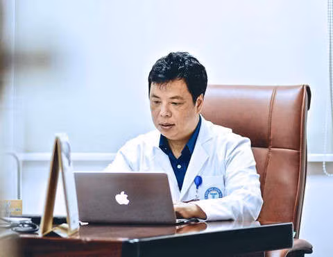 'BS Phong phat ngon ca nhan nhung se anh huong lon den nguoi benh' hinh anh 2 