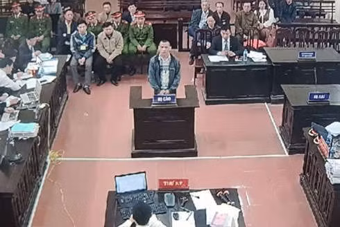 Bị cáo Bùi Mạnh Quốc khai tại phiên tòa chiều 15/01/2019.