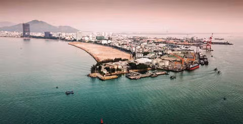 Can canh cang Quy Nhon bi ban co phan voi gia 're nhu cho' hinh anh 8 