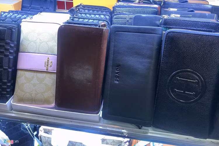 Ban Gucci, Dior gia vai tram nghin, shop dong cua ne kiem tra tai TP.HCM hinh anh 14 hang_gia_zing_14_.jpg