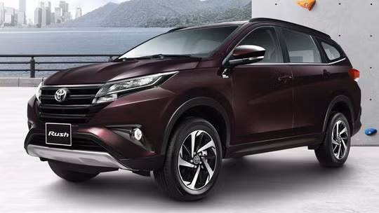 Dòng xe gia đình Rush của hãng Toyota