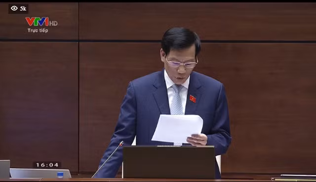 Vụ người mẫu Ngọc Trinh vừa qua là hiện tượng “lệch chuẩn”, cần lên án gay gắt - 2