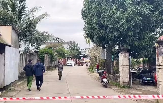 Quảng Ngãi: Người phụ nữ chết cháy lúc ngủ là do chồng sát hại Quang Ngai: Nguoi phu nu chet chay luc ngu la do chong sat hai