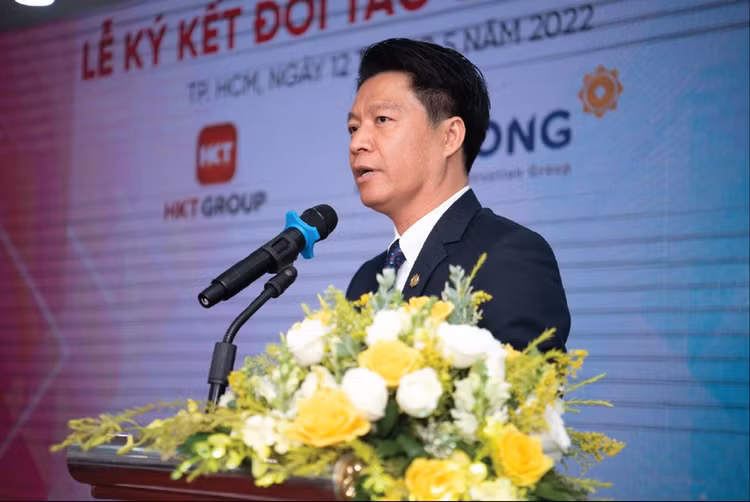 Ông Ngô Quang Phúc, Tổng Giám đốc Phú Đông Group chia sẻ về sự hợp tác cùng phát triển giữa Phú Đông Group và HKT GROUP: “Mục tiêu chung là đưa ra thị trường những sản phẩm tốt nhất cũng là mang lại cho khách hàng những sản phẩm chất lượng nhất với giá trị thực”.