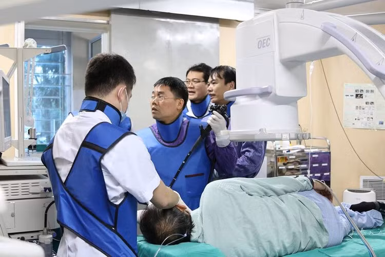 dan-luu-nang-gia-tuy-cuu-bn-viem-tuy-hoai-tu.jpg
