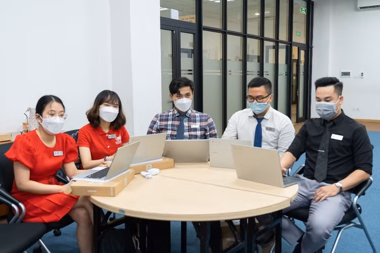 Trong quá trình thí điểm, các thầy cô giáo sẽ được Công ty AI Education đào tạo để làm quen và biết cách sử dụng bộ công cụ của Google trong giảng dạy.