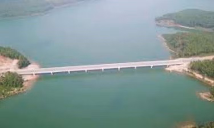nam-sinh-lop-9.jpg