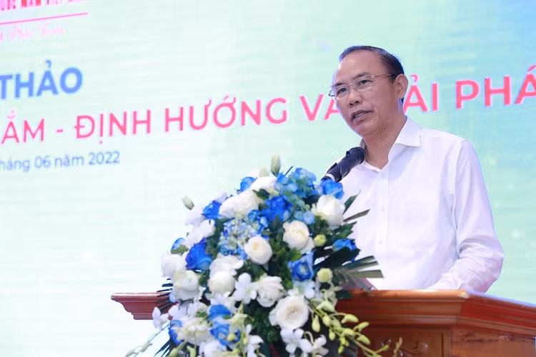 ong-phung-duc-tien-thu-truong-bo-nong-nghiep-va-phat-trien-nong-thon-khai-mac-va-chi-dao-hoi-thao.jpg