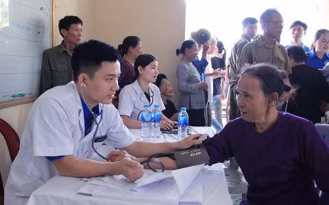 ton-vinh-thay-thuoc.jpg