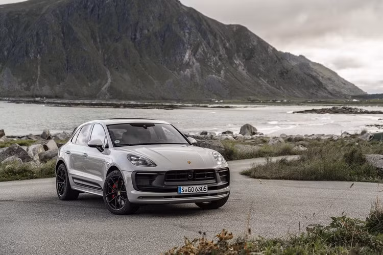 porsche.jpg