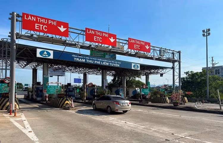 thu-phi.jpg
