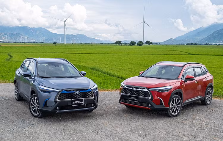 toyota-corolla-cross.jpg
