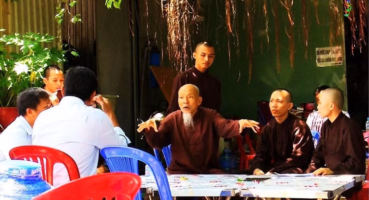 tinh-that.jpg