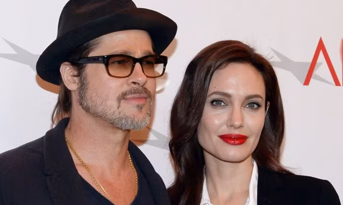 brad-pitt-angelina-jolie-(1).png