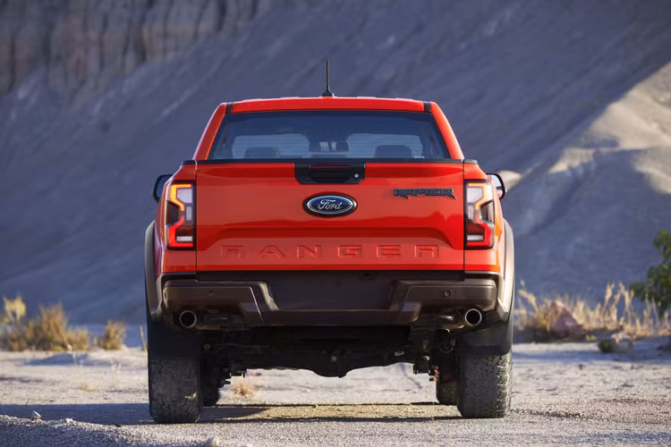 Ford Ranger Raptor thế hệ mới ra mắt, có bản V6 tăng áp kép - 14