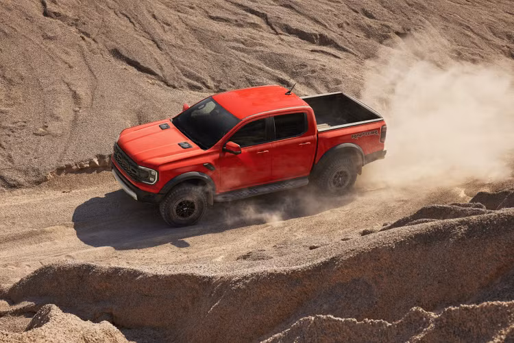 Ford Ranger Raptor thế hệ mới ra mắt, có bản V6 tăng áp kép - 3