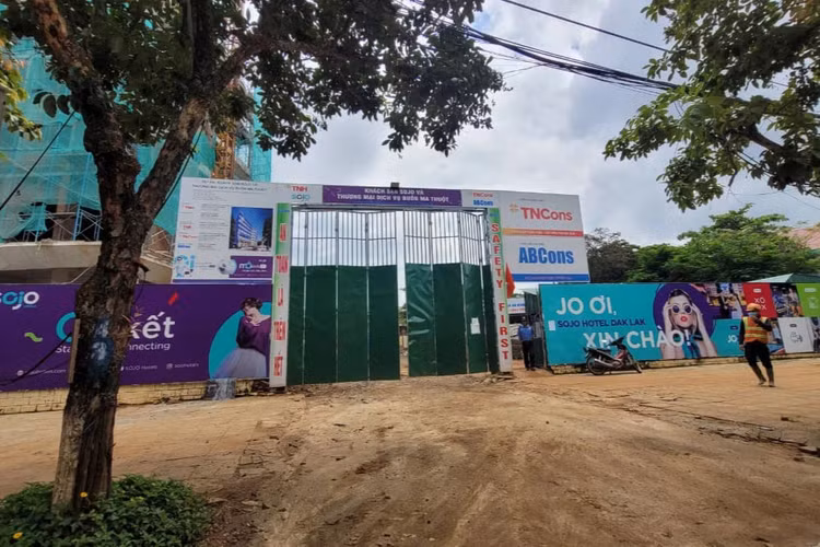Chấn chỉnh việc bán đất vàng là trụ sở cơ quan nhà nước tại Buôn Ma Thuột - 1
