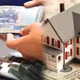 [VIDEO] Lãi suất vay mua nhà, mua xe tăng vọt lên 18% khiến người vay sốc nặng