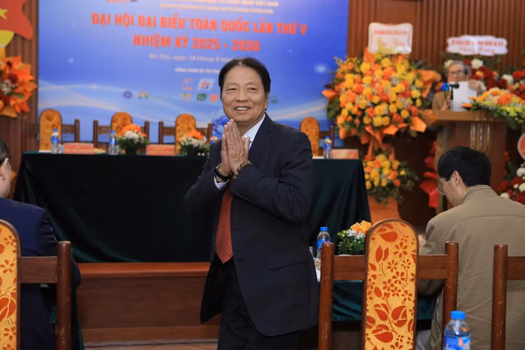 Chủ tịch VUSTA Phan Xuân Dũng: Muốn phát triển KHCN không thể thiếu thông tin - Hình 3 Chu tich VUSTA Phan Xuan Dung: Muon phat trien KHCN khong the thieu thong tin-Hinh-3