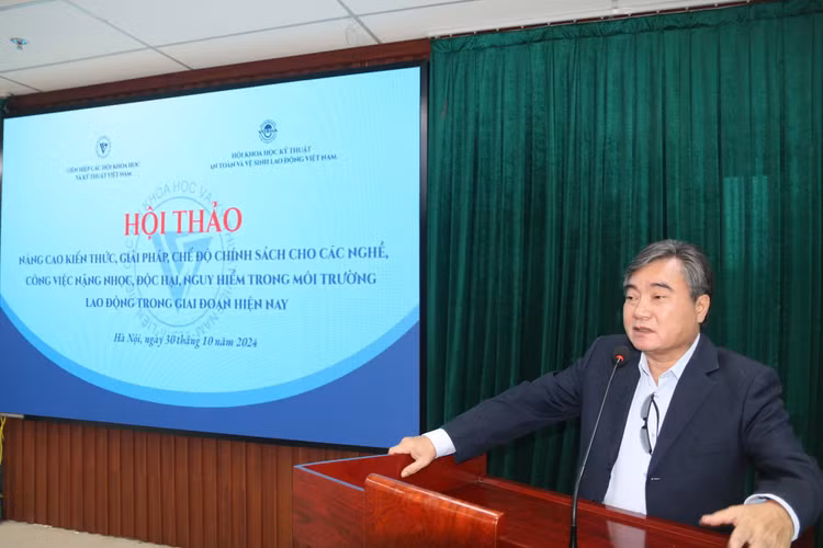 Nang cao che do cho cac nghe, cong viec nang nhoc