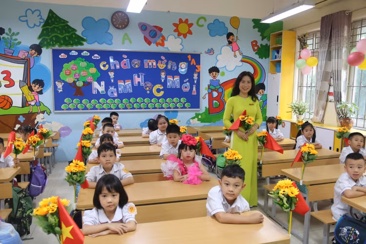 Thứ trưởng Bộ GD&ĐT: Ra đề không đánh đố để không cần học thêm - Hình 2 Thu truong Bo GD&DT: Ra de khong danh do de khong can hoc them-Hinh-2